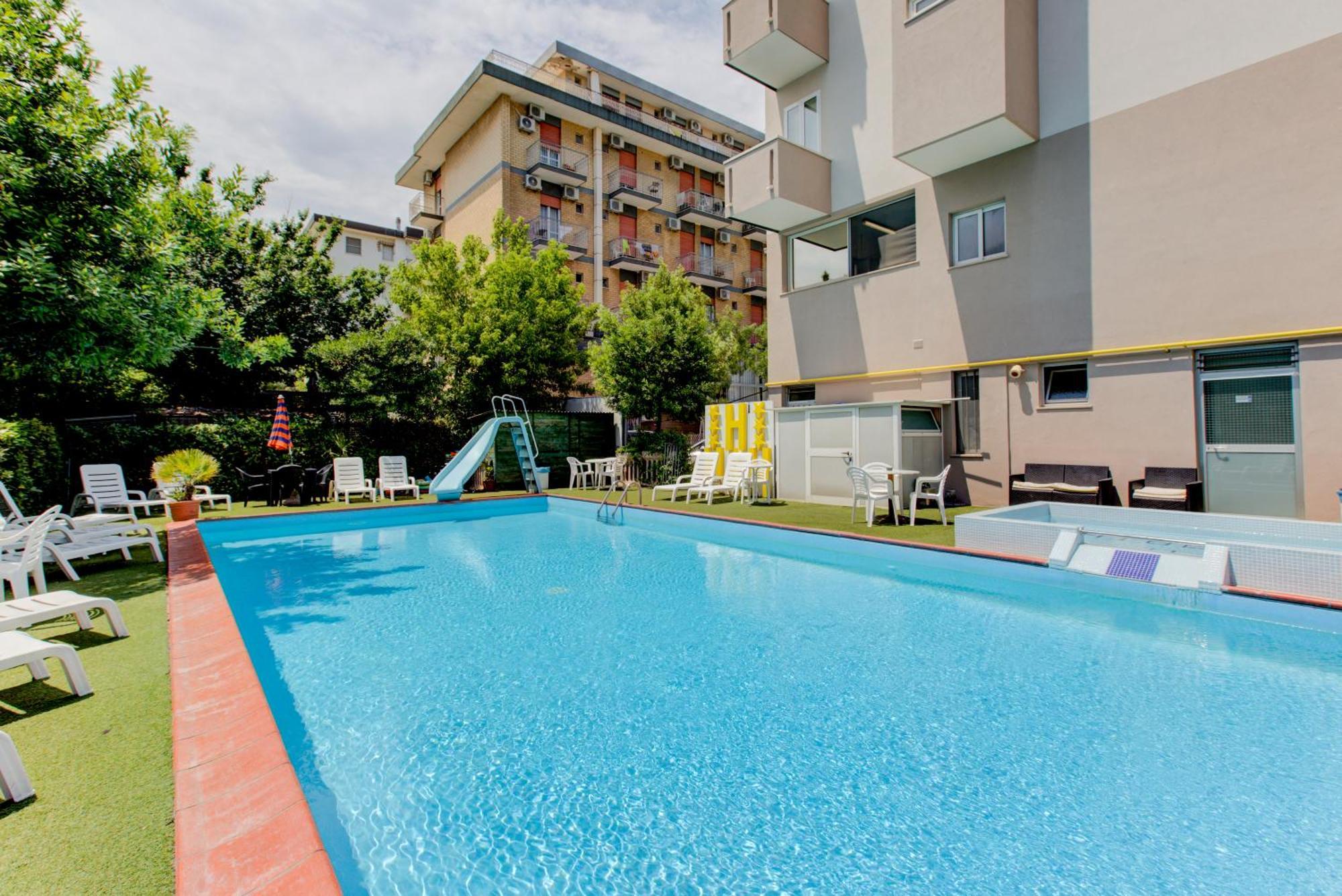 Hotel Sympathy Rimini Esterno foto