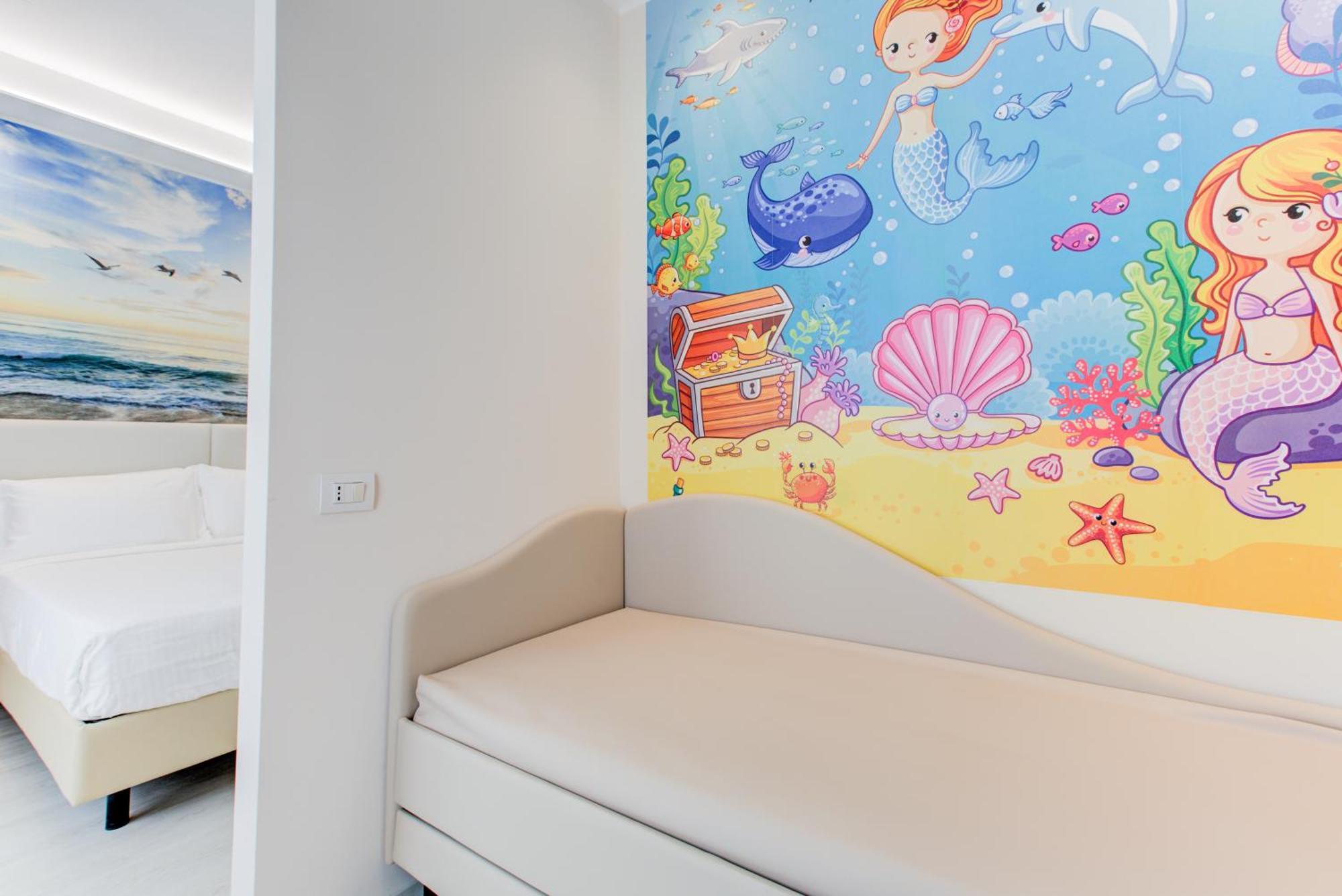 Hotel Sympathy Rimini Esterno foto